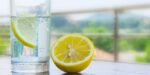 beneficios de tomar el agua de limón